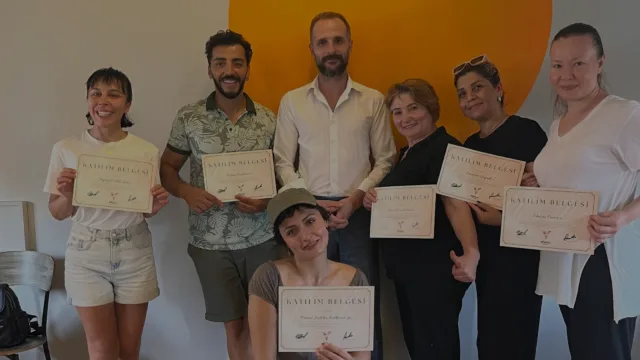 Bukkal Masaj Eğitimi Sertifika Töreni - Eflatun Akademi Mezunları